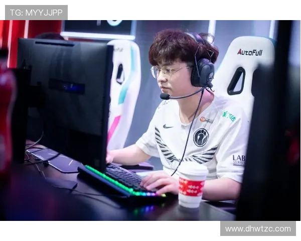 CSGO热点分析：深入探讨V5战队的运营策略与战术布局