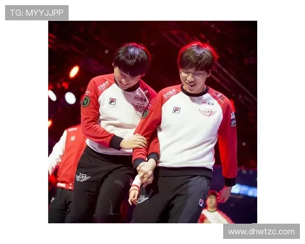 英雄联盟深度解析：揭开FPX战队背后的技术秘密与战术布局