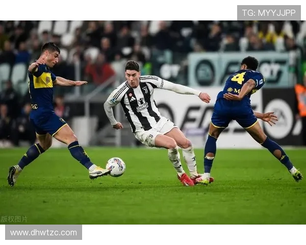 弗拉霍维奇的崛起与未来展望:如何成为世界顶级前锋的关键因素分析 弗拉霍维奇的崛起与未来展望:如何成为世界顶级前锋的关键因素分析