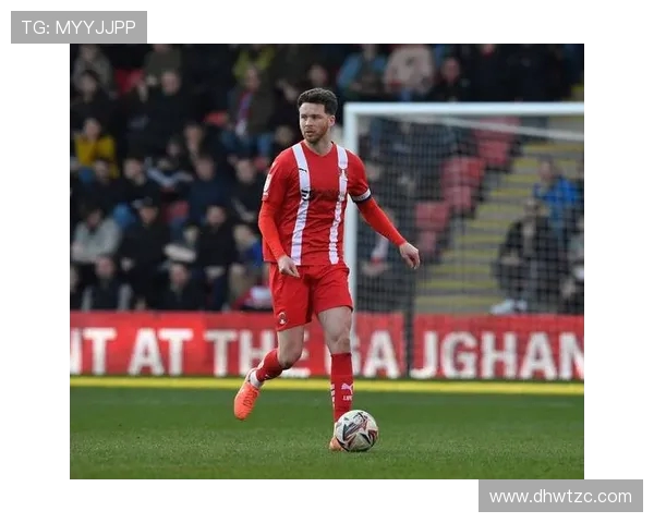 英甲激战查尔顿迎战斯文登双方争夺关键积分展现实力与决心 英甲激战查尔顿迎战斯文登双方争夺关键积分展现实力与决心