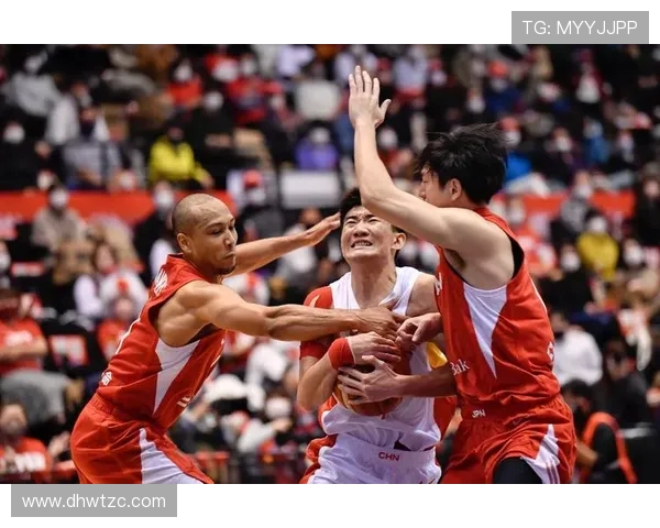 韩德君的篮球传奇之路与中国男篮的未来发展探讨 韩德君的篮球传奇之路与中国男篮的未来发展探讨