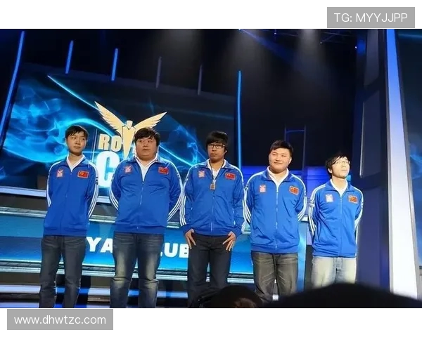 张磊的英雄联盟旅程：从青涩少年到电竞传奇的深度对话