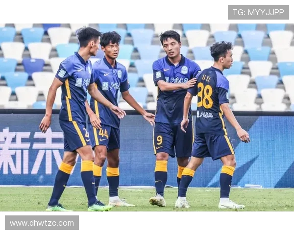 广州篮球队在世界锦标赛积分榜中以83分稳居首位展现强劲实力